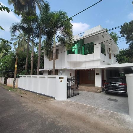 White House Villa Thrissur Ngoại thất bức ảnh